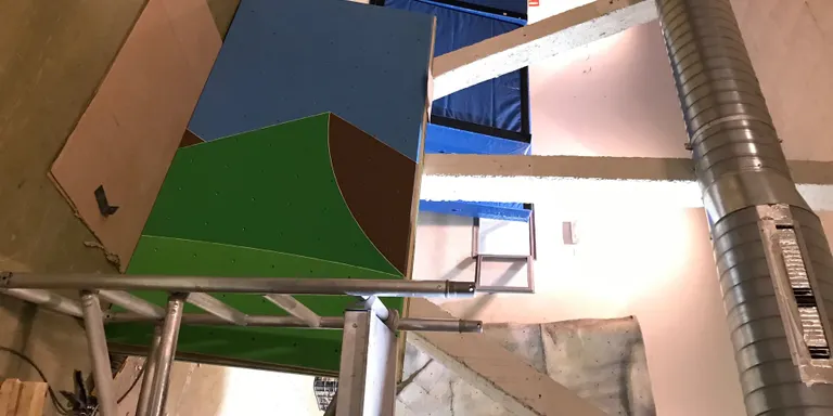 En marxa la remodelació i ampliació del búlder municipal d'escalada de la Seu