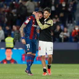 Morales plora desprès de fallar un penal important per la permanència del Levante