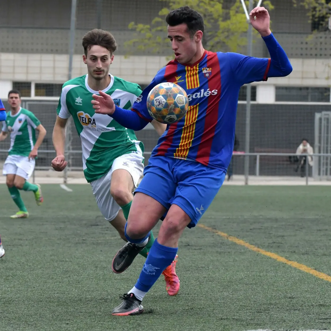 Un gol de Josep Alsina a l'últim minut del partit salva dos punts per al CF Caldes davant el cuer (1-1)