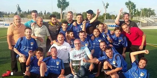 El CF La Riera B s’emporta la Copa Tarragona en el seu primer any a la Quarta Catalana