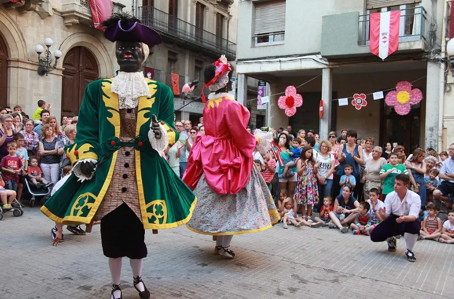 El gegantó Lladrefaves distingit com a Bé Cultural d’Interès Nacional