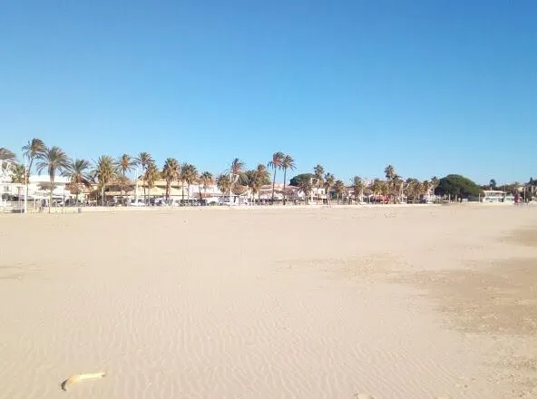 La FEHT demana que l’Ajuntament de Cambrils es replantegi l’actual licitació de les guinguetes de platja