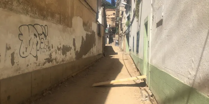 L’empresa encarregada de les obres al carrer Margarides i Tossol millorarà l’accessibilitat per als veïns