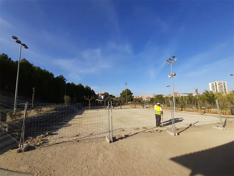 Comença a haver moviments en la zona on s'ubicarà la coberta