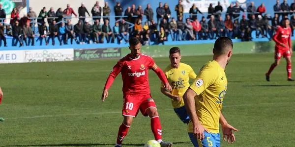 El Nàstic acaba la primera volta en places de descens a Tercera Divisió