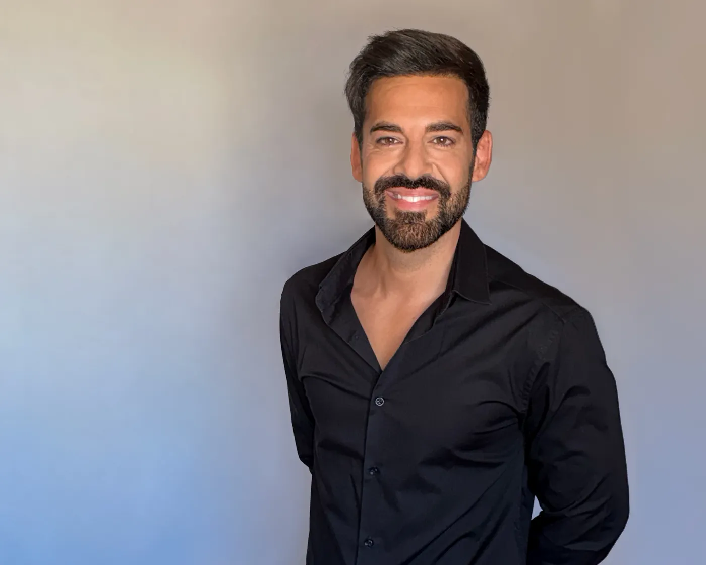 Andrés Jaenes presenta 'A contraluz' en COPE Utrera (98.1FM)
