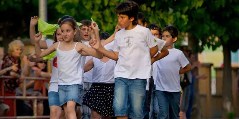 Aquest febrer comença una nova edició del 'Saltem i ballem' a l'Escola Macià Companys