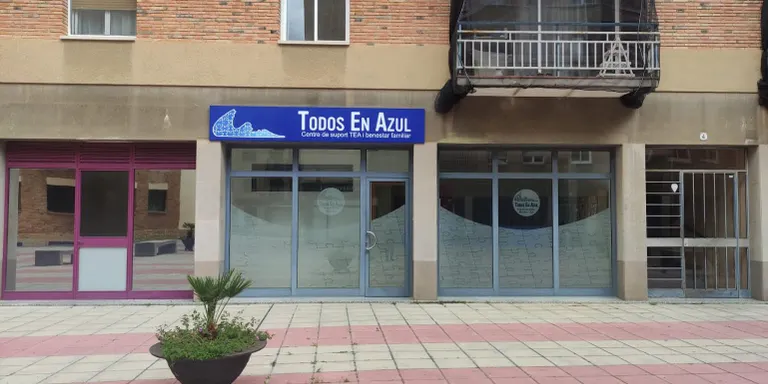 Todos en Azul inaugura seu a Valls