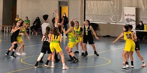 El Cadet ‘A’ femení del CB Altafulla – BBG cedeix davant el Manyanet Reus en la penúltima jornada (45-34)
