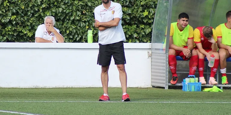 José Antonio Moreno deixa de ser l'entrenador del Veinti