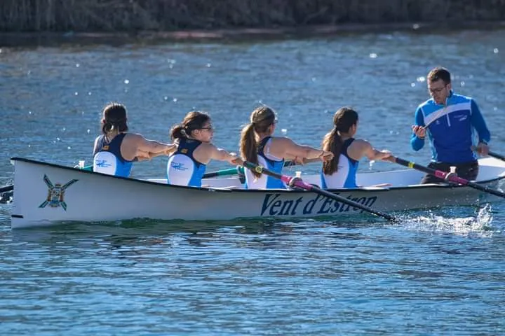 Bons resultats del Vent d’Estrop Cambrils a les primeres regates de la lliga de batel