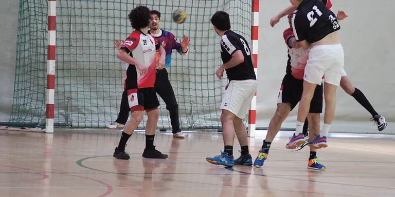 L’Handbol Rubí està obligat a guanyar tot el que li queda