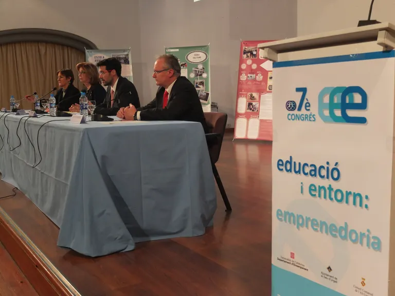 La consellera Irene Rigau inaugura a la Seu el 7è Congrés Educació i Entorn