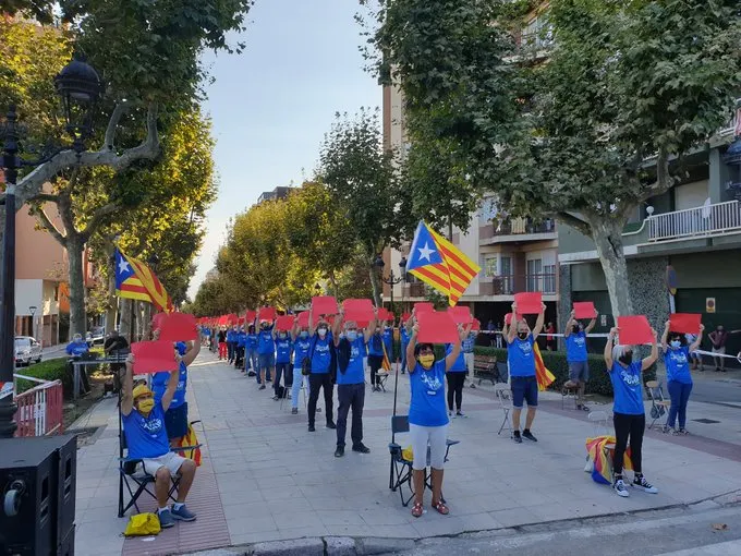 El Passeig de l’Estació celebra la manifestació de la Diada amb 400 persones
