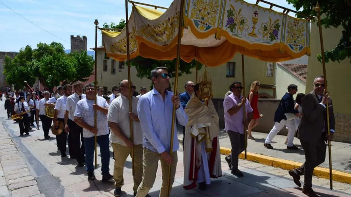 300 persones participen a l'Aplec Sardanista dels dos Arenys