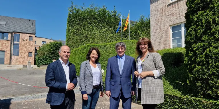 Puigdemont es reuneix amb la cúpula de Junts a Brussel·les per ultimar les negociacions amb el PSOE