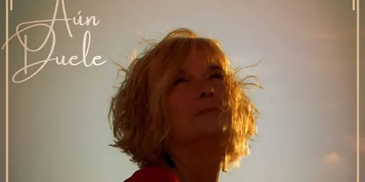 Sol Baker trenca el seu silenci musical amb el bolero 'Aún duele'