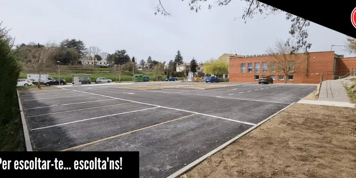 El primer punt de recàrrega de vehicle elèctric instal·lat a l’aparcament del Centre de Salut ja està operatiu