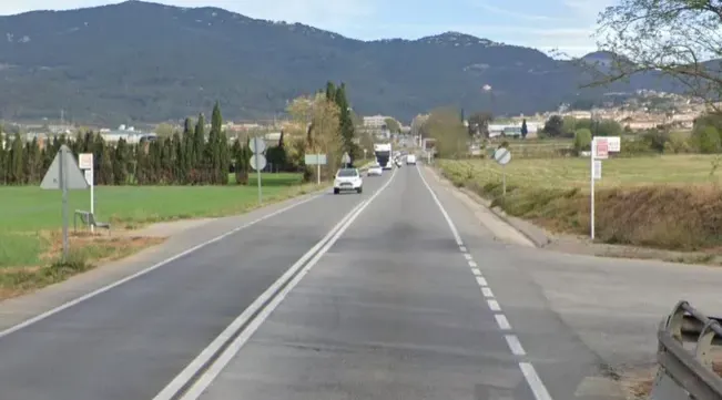 Un motorista mor en una topada amb un turisme a la C-59, a l’alçada de l’accés a la urbanització Can Valls