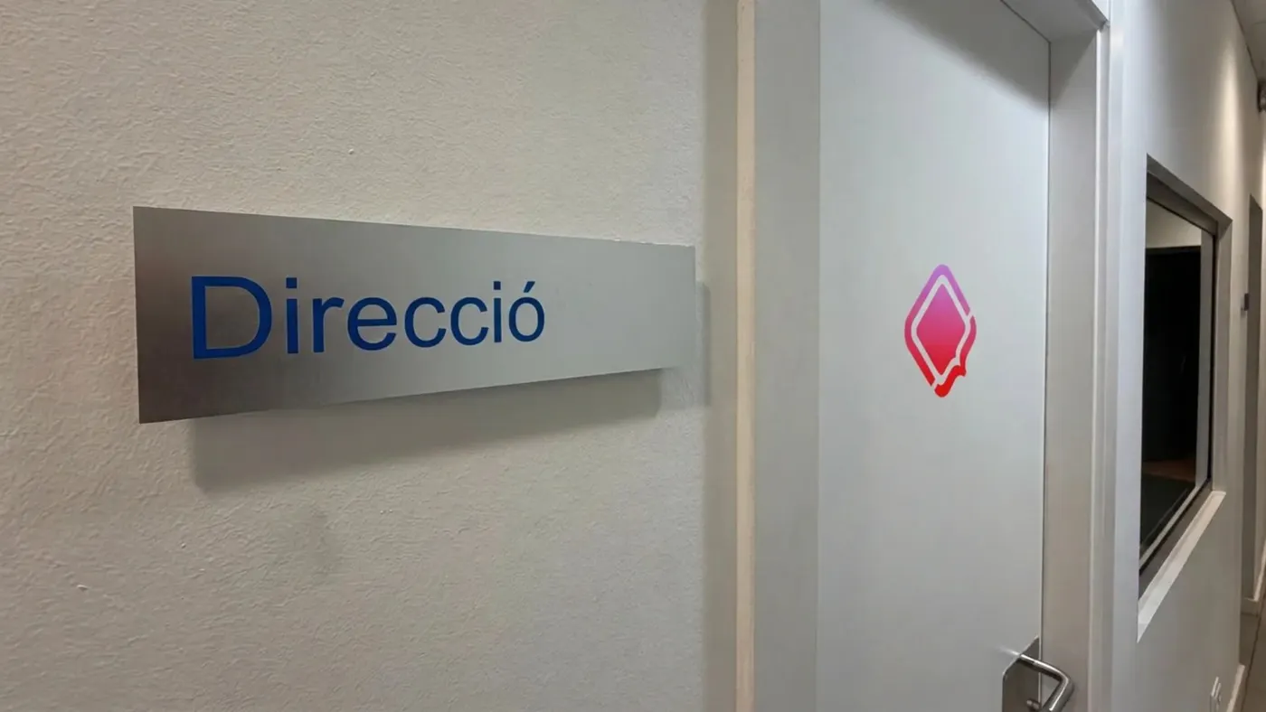 El despatx de direcció a Ràdio Sant Boi
