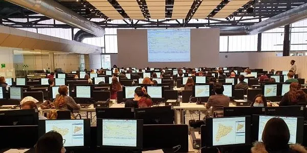 El 061 triplica el personal per atendre les trucades que es realitzen pel coronavirus