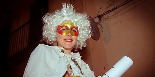 L’arribada de Sa Majestat Carnestoltes donarà el tret de sortida aquest Dijous Gras al Carnaval 2020 d’Altafulla