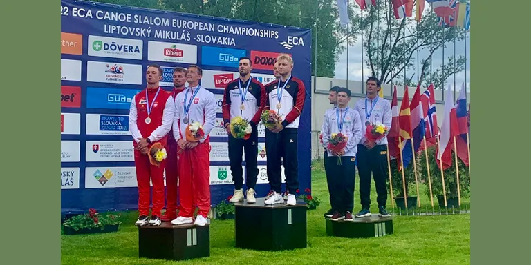 Bronze de Miquel Travé en C1 a la competició de patrulles de l'Europeu d'eslàlom
