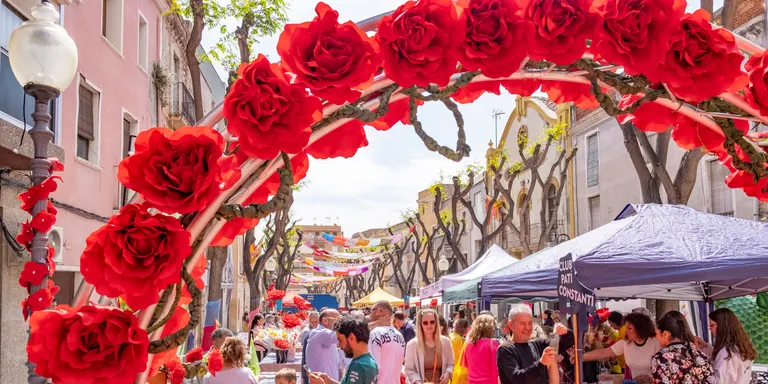 Entitats, cultura i tradició popular protagonitzen el dia de Sant Jordi a Constantí