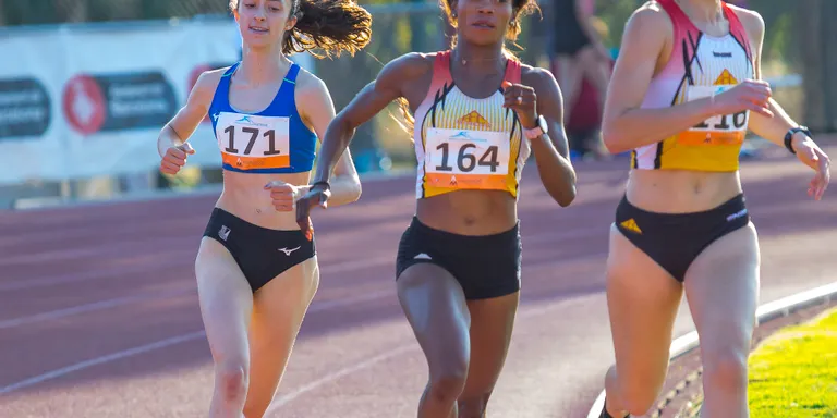 Maria Taggi aconsegueix un nou rècord de Cambrils als 800 metres llisos