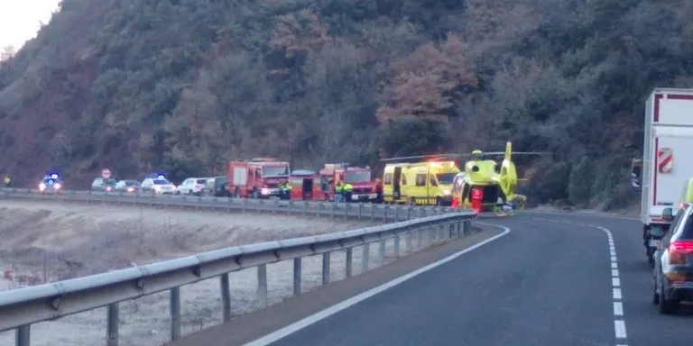 Dos ferits en un accident de trànsit a la C-14 a Ribera d'Urgellet