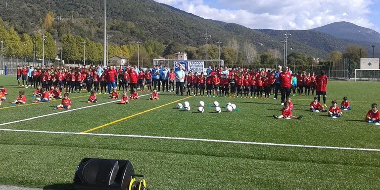 Inaugurada la nova gespa artificial del camp de futbol municipal de la Seu