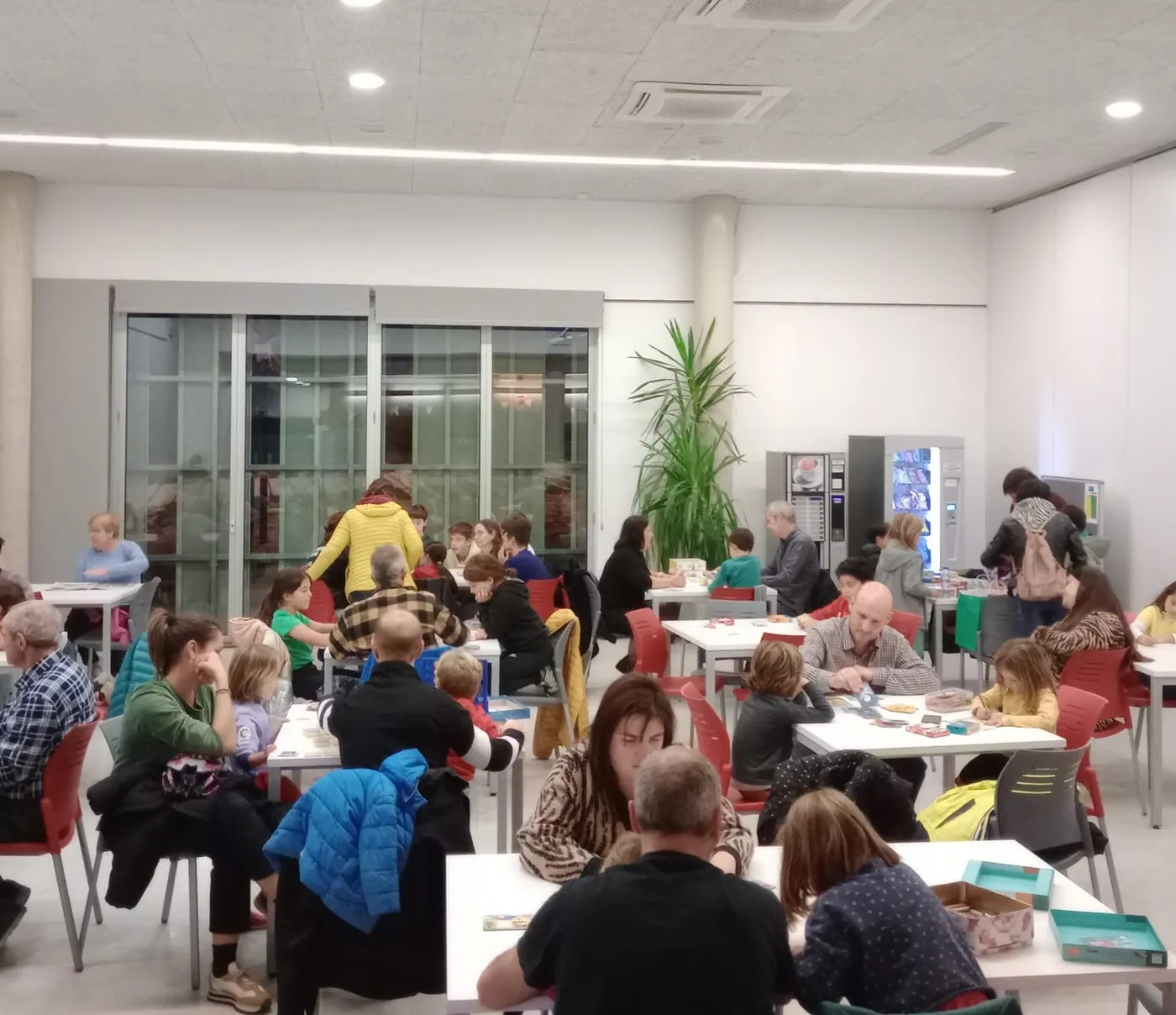 L'Ajuntament de Solsona programa tardes de jocs de taula en família de forma estable