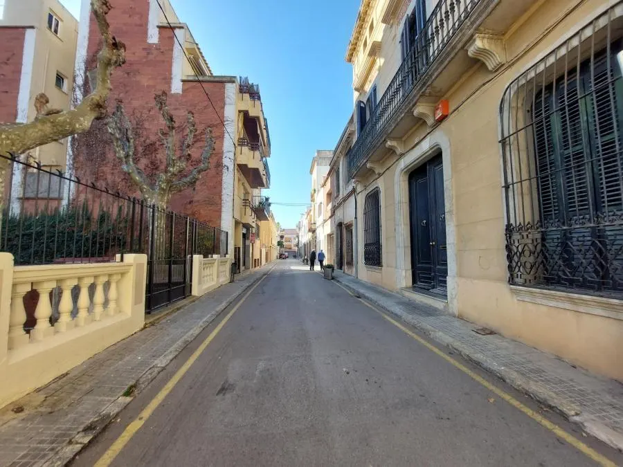 El carrer Sant Sebastià es transformarà en carrer de plataforma única per millorar l’accessibilitat