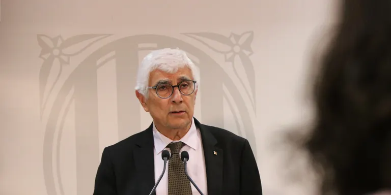 Balcells trasllada el compromís del Ministeri de fer efectiva la reclassificació de professionals sanitaris el 2024