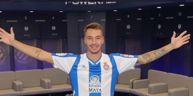 L’emotiu gest de Loren Morón al SD Solares després del partit de Copa