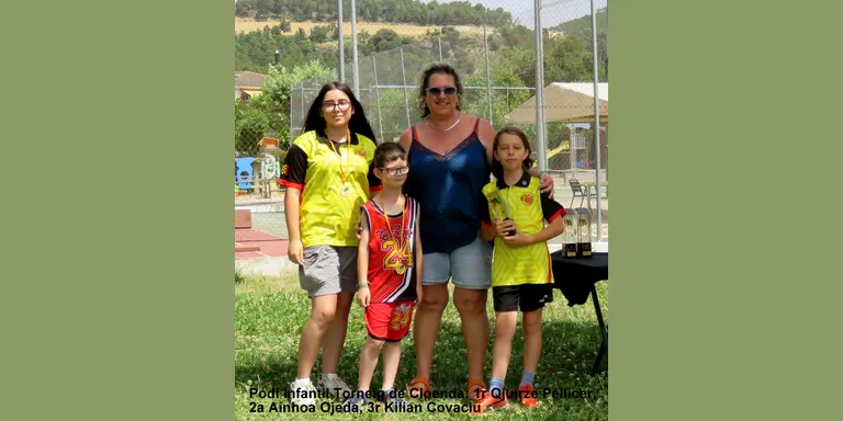 Toni Márquez, Marisa Díaz i Quirze Pellicer guanyen el Torneig de Cloenda de la Lliga Comarcal de Bitlles Catalanes