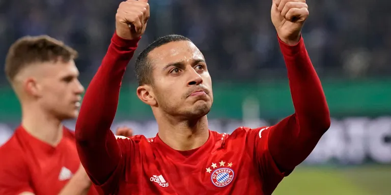 L'emotiu comiat de Thiago Alcántara del Bayern de Munic