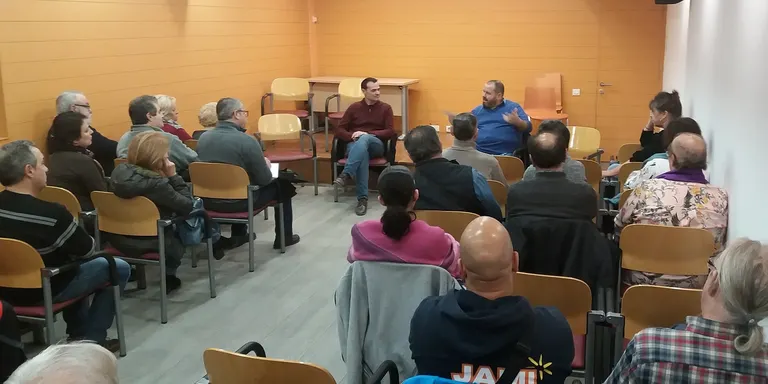 Joan Mena i Marcos Ortega defensen a Pineda "un pla de xoc per l'educació"