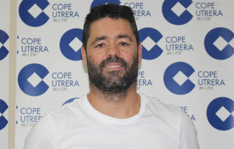 Juanjo Jiménez: «Voy a seguir formando parte del club»