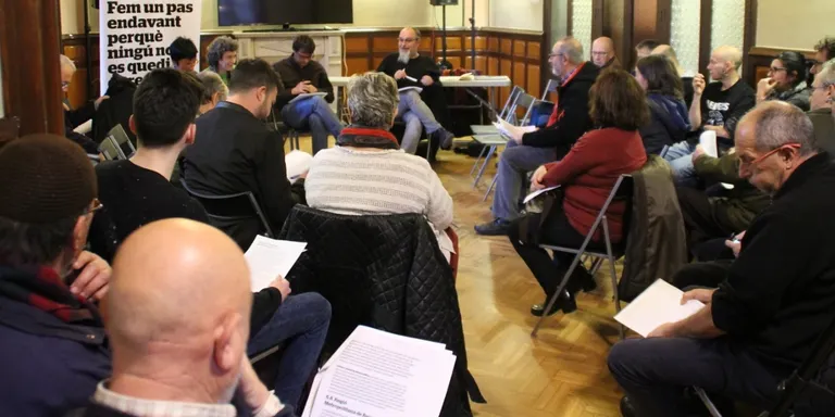 La reindustrialització i l'habitatge protagonitzen el debat rubinenc d'Un País en Comú