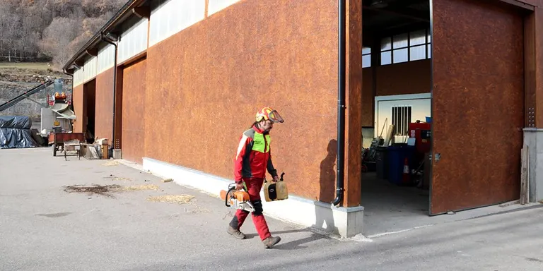 València d'Àneu tindrà la primera Escola d'Oficials Forestals amb formació qualificada en motoserra