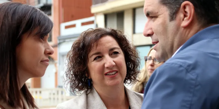 El PSC nega que es plantegi cedir la presidència del Parlament