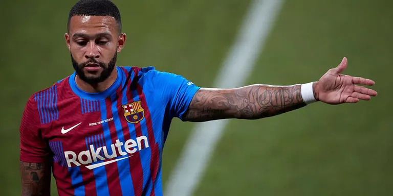 Depay, baixa pel derbi