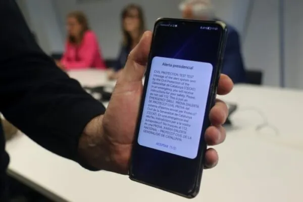 Èxit a la segona prova d’enviament massiu per telèfons