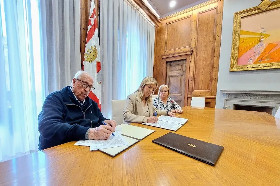 L’Arxiu Municipal ingressa dos fons patrimonials que ajudaran a entrendre millor la ciutat