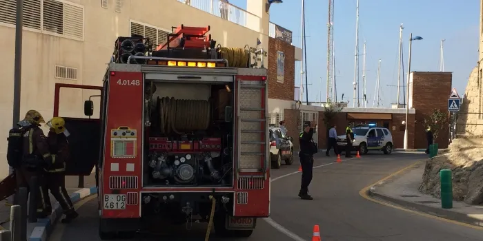El Port d’Arenys ha estat escenari aquest matí d’un simulacre d’incendis