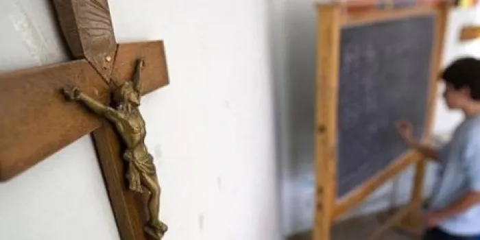 La Presentació diu que hi ha confussió en els canvis en l'assignatura de Religió