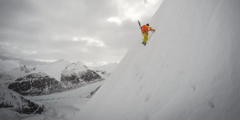 Kilian Jornet viatja a l'Himàlaia per al repte de l'Everest