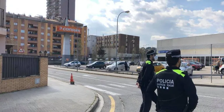 La Policia Local de Pineda intensifica els controls per l'arribada a la població dels visitants de segones residències