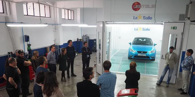 El Col·legi La Salle presenta les noves instal·lacions d'electromecànica de vehicles